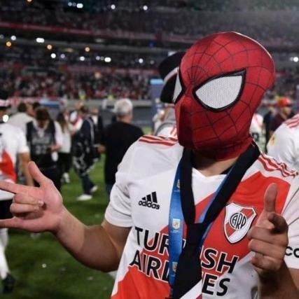 La Araña Que Pica🕷️🕸️