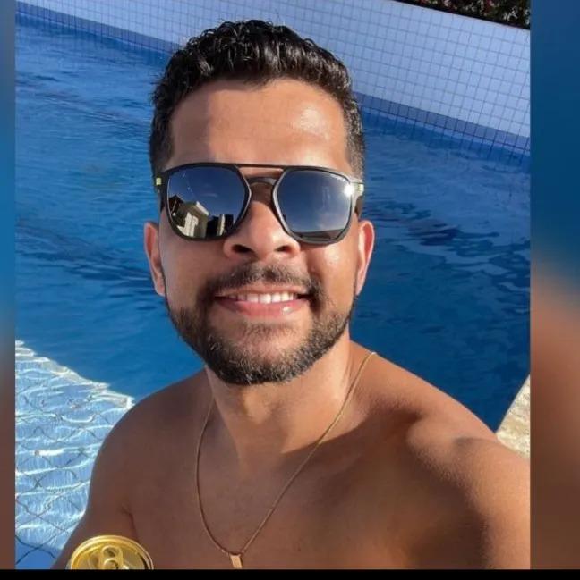 MAURÍCIO CASTRO - MAUMAUCASTRO_BA - LE