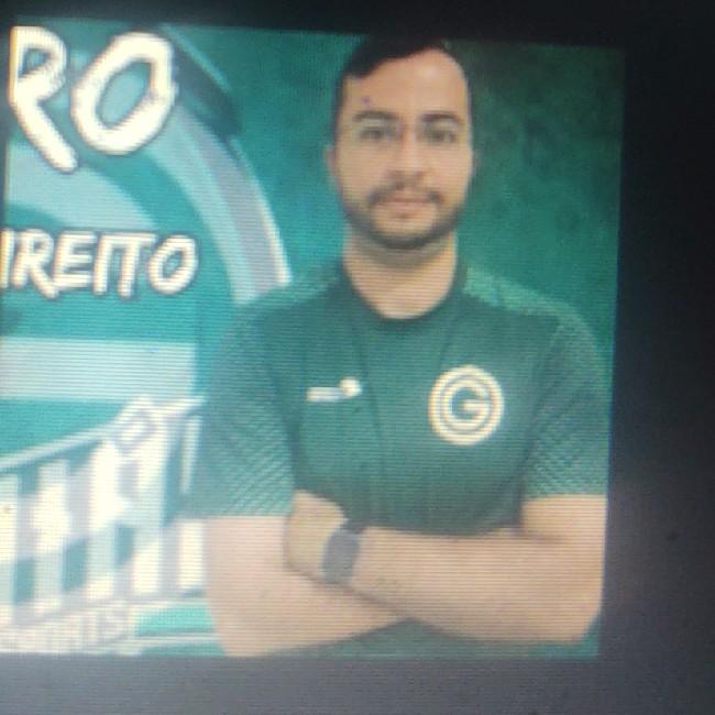 PEDRO ENÉAS  🆔 PEDROENEAS15