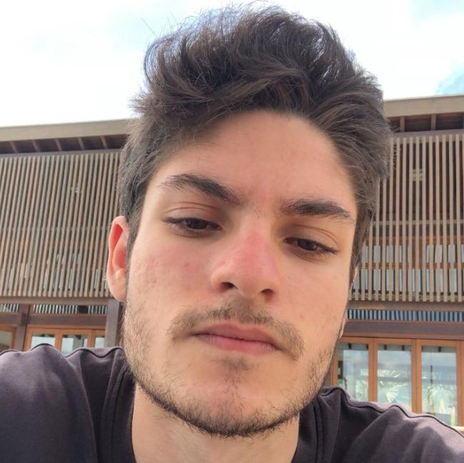 ADRIAN ZAYAS - ADRIAN_ZAYASS