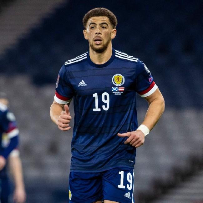 Che Adams