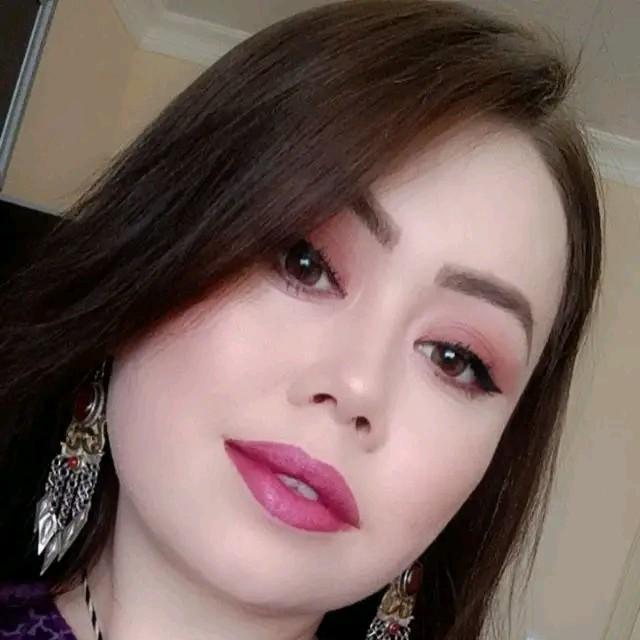 Ayna Gurbanowa
