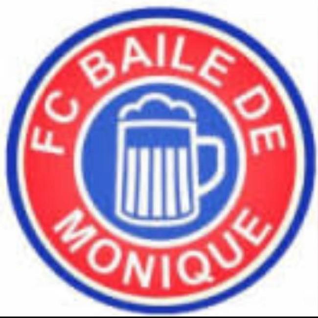 BAILE DE MONIQUE