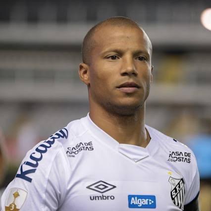 Carlos Sanchez