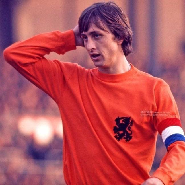 J.CRUIJFF