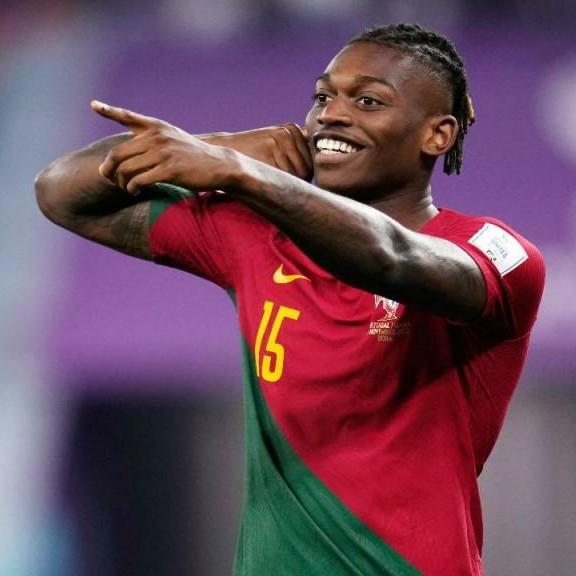 Rafael leão
