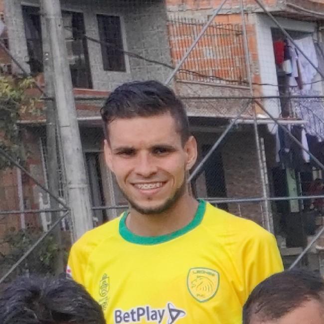 Sebastián MONTOYA 77
