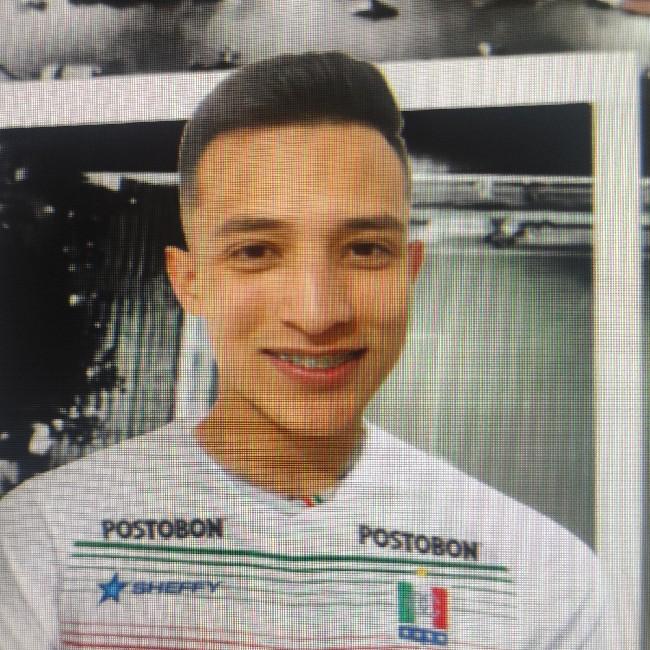 EMANUEL ALVAREZ _11