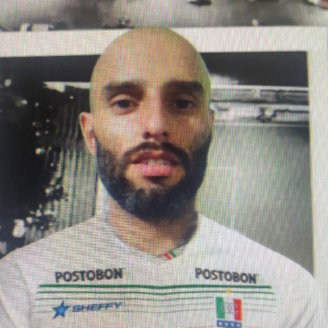 ESTEBAN ARANGO _30