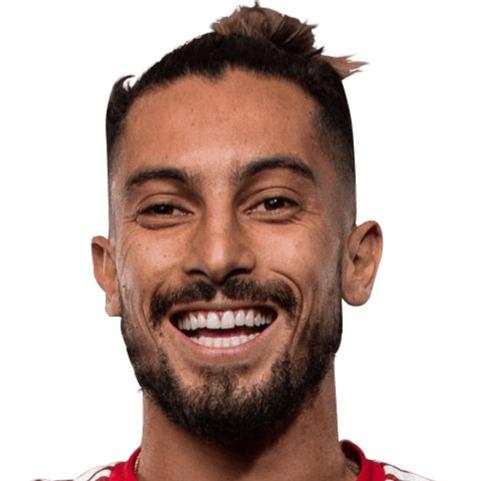 02 Alex Telles 34M
