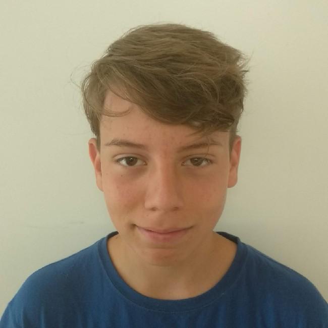 Izan Blanes Domínguez