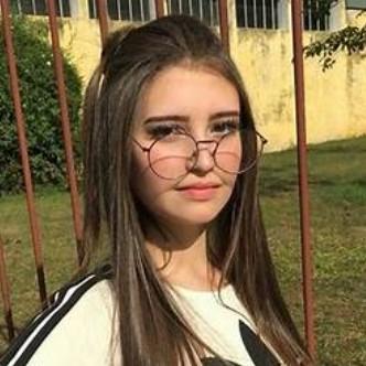 Bruna                                               meio reserva