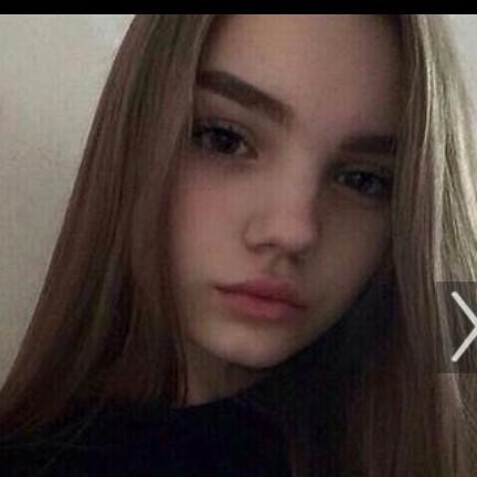 Lara                                                meio titular