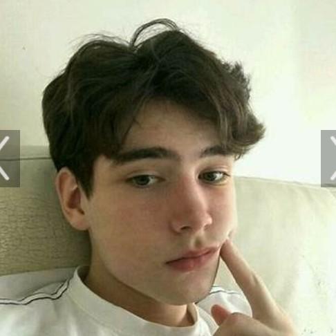 Augusto meio titular