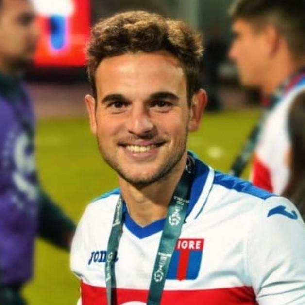 🇦🇷 Lucas Menossi