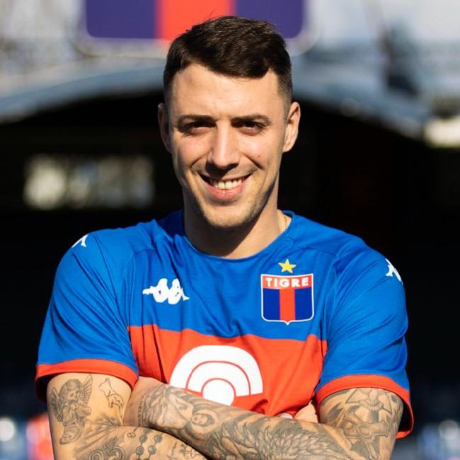 🇺🇾 Renzo López