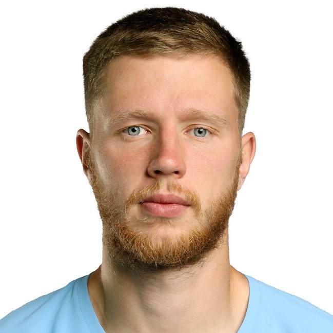 Илья Гапонов