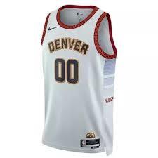J. HOLIDAY ( SG )