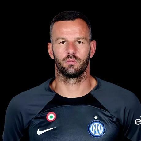Gk Handanovic