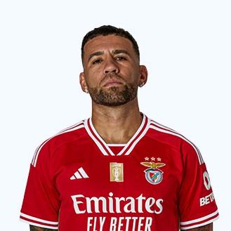 Otamendi