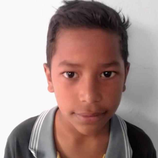 ESLEYTER DAVID FLORES TIRADO