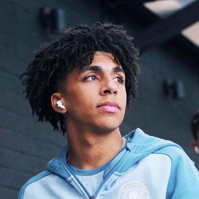 Rico Lewis🏴󠁧󠁢󠁥󠁮󠁧󠁿