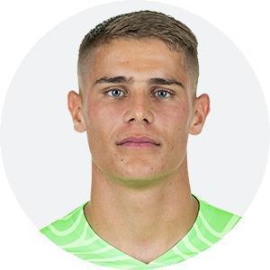 Micky van de Ven(DEF) (84)