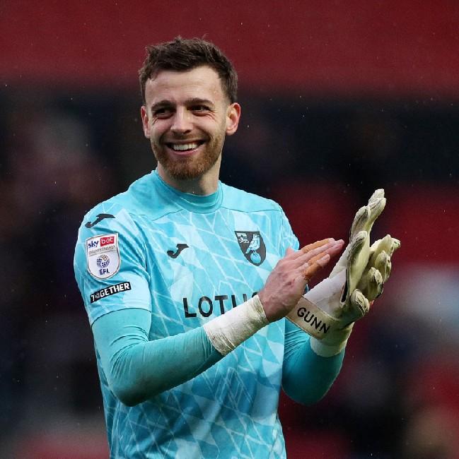 Angus Gunn