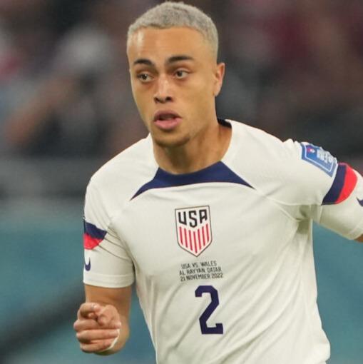 Sergiño Dest