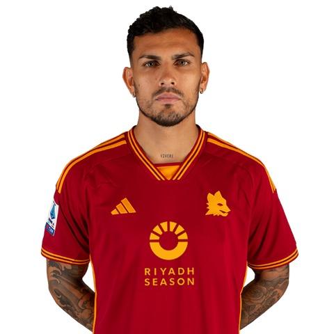 L. Paredes