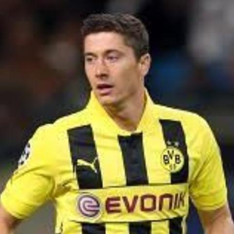 Lewandowski(ST)