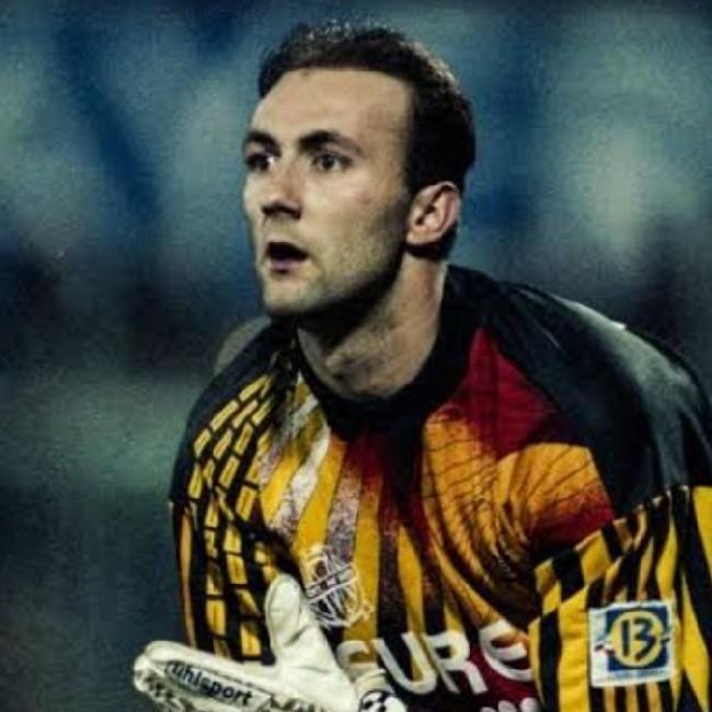 Barthez(GK)