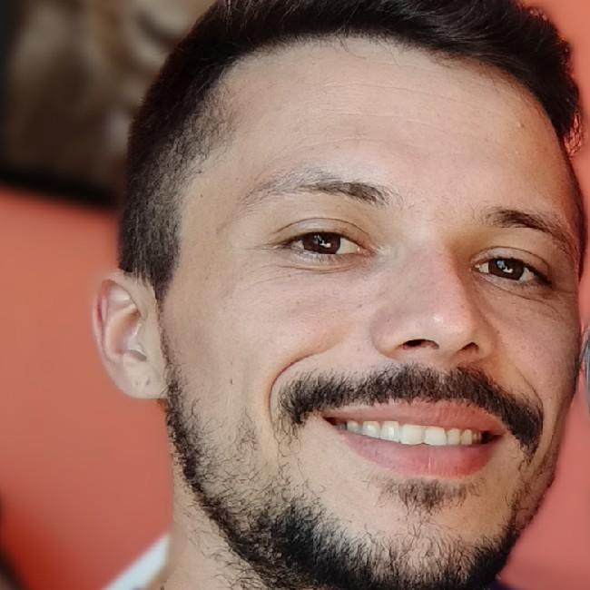 Leonardo REIS