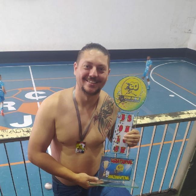 LEANDRO