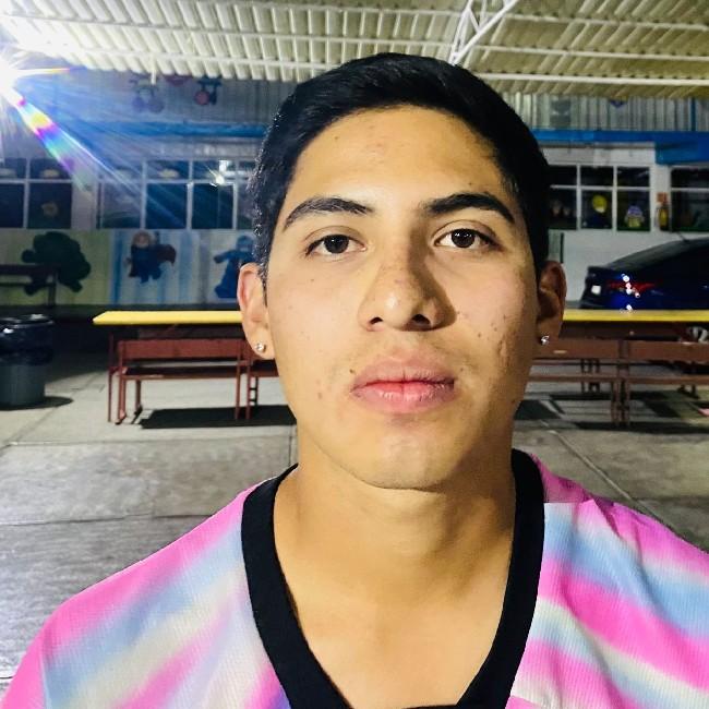 Alejandro thairi Hernandez Vega