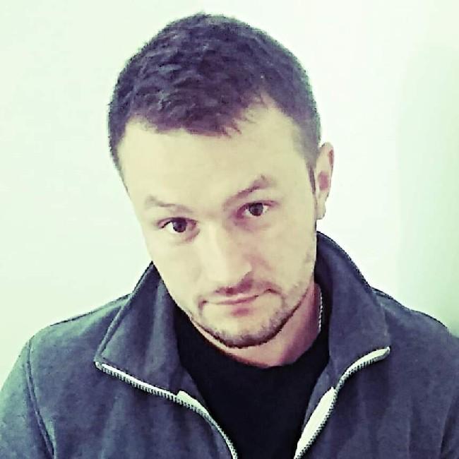 Rez. Piotr Tkacz