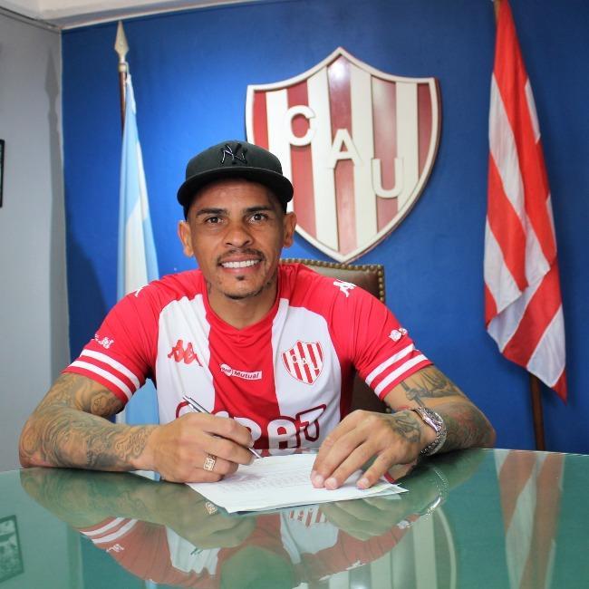 Jonathan Álvez