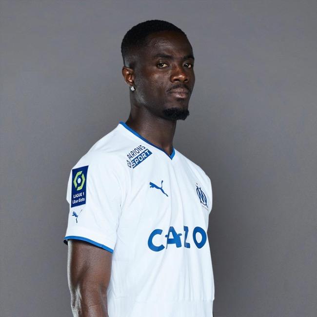 E. Bailly