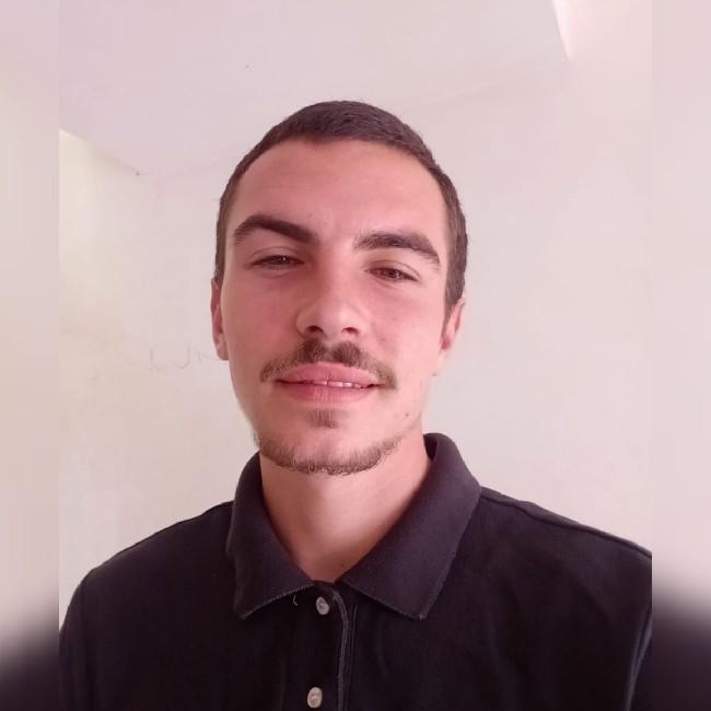 YASIN HASNA GARCÍA