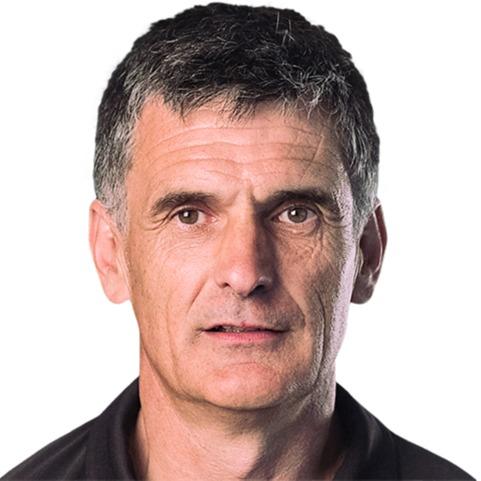 'COACH: José MENDILIBAR
