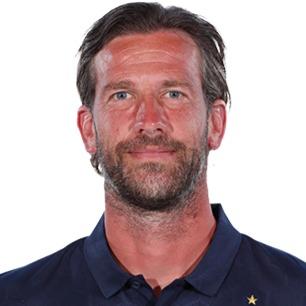 'COACH: Rik DE MIL
