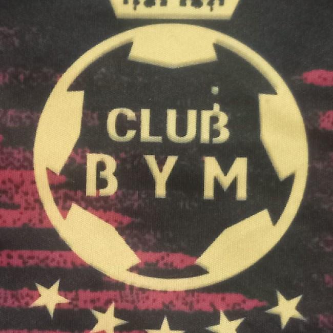 Club B y M