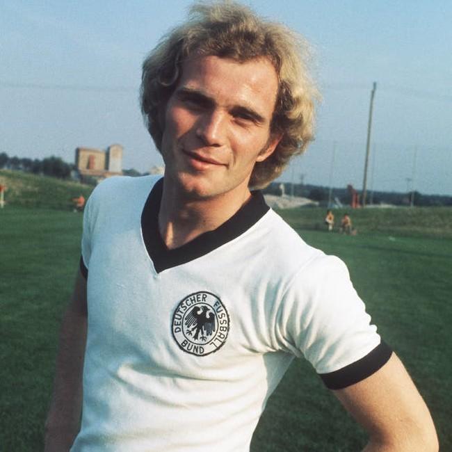 Uli Hoenes
