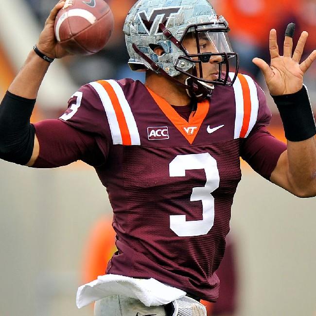logan thomas