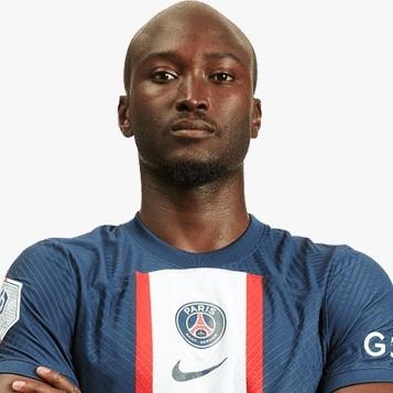 15 Danilo Pereira
