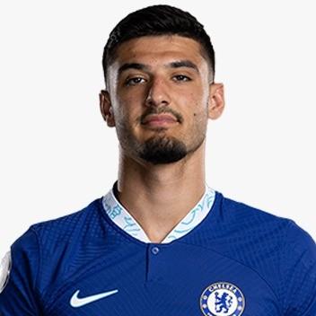18 Armando Broja