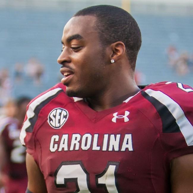 DeVonte Hollomanb