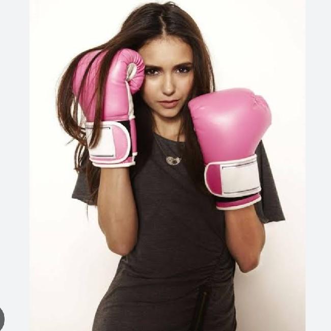 Nina Dobrev