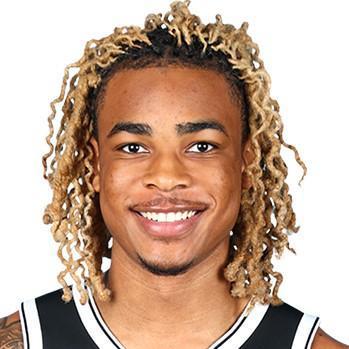 4 - Nicolas Claxton