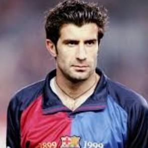 Figo(51🏟14⚽️16🅰️)🟡🏆🇪🇸
